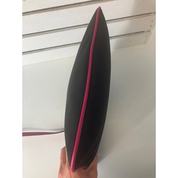 MICHAEL KORS SMALL BLACK NYLON PINK TRIM CROSSBODY BAG - Picture 5 of 12